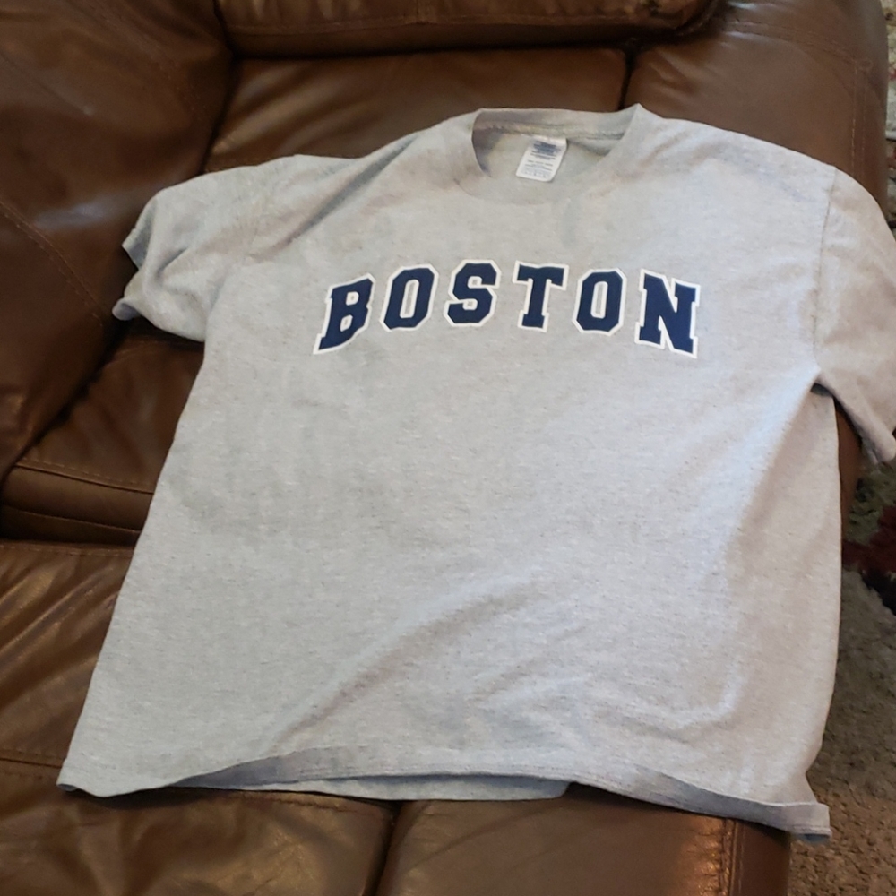 T-SHIRT